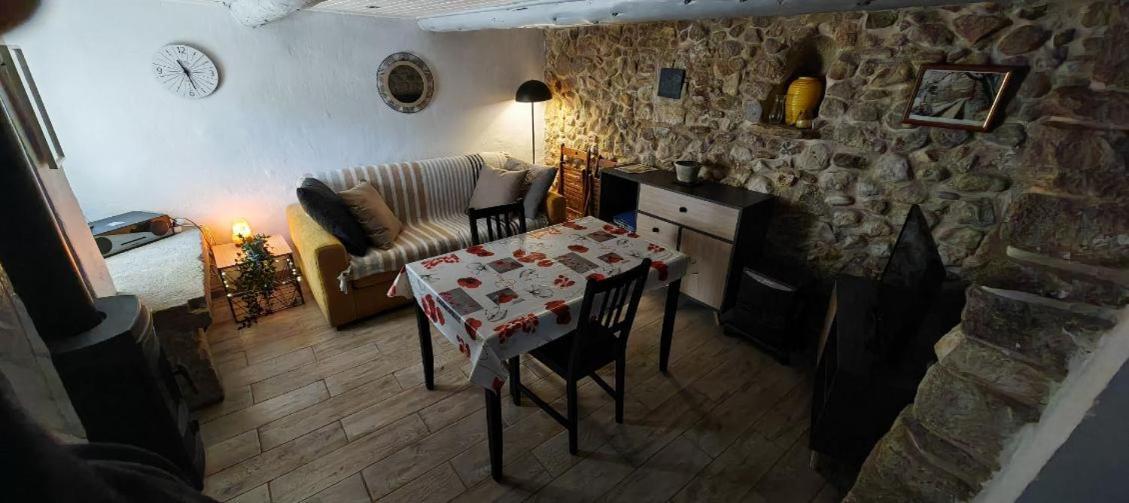 Le Cabanon De Vally Caromb Экстерьер фото